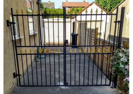 Customer image of Round E.R.W Steel Tube